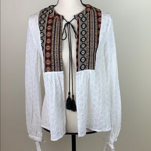 ⭐️🌸Catch Stitch NWT southwestern eyelet jacket top